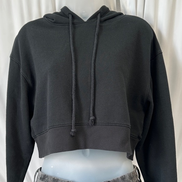 Wild Fable Black Cropped Hoodie - Picture 2 of 4